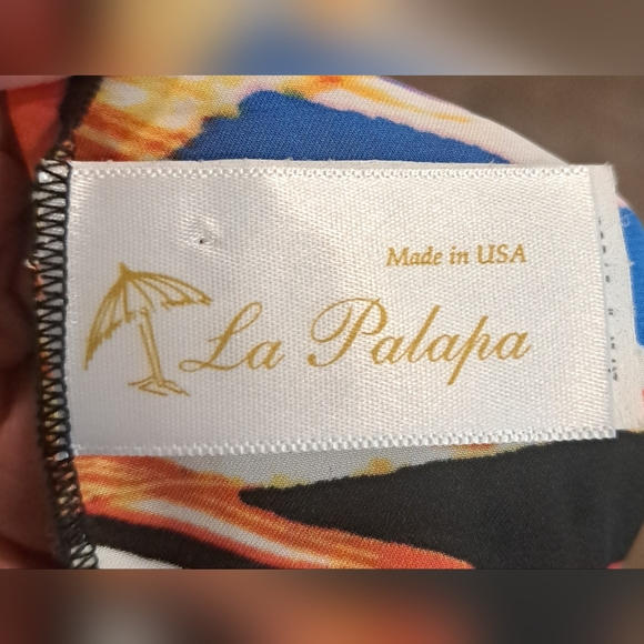 La Palapa Black Floral Abstract Tie-Side Swim Sarong with Multicolor Print - Picture 7 of 7